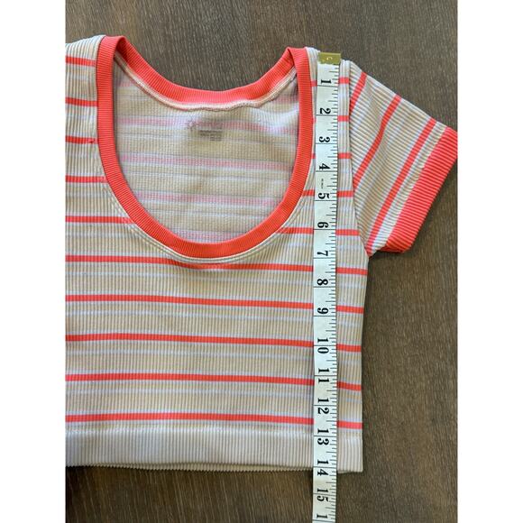 OFFLINE by AERIE Coral Stripe Compression Top Shirt Cropped size XS Workout - Picture 5 of 6